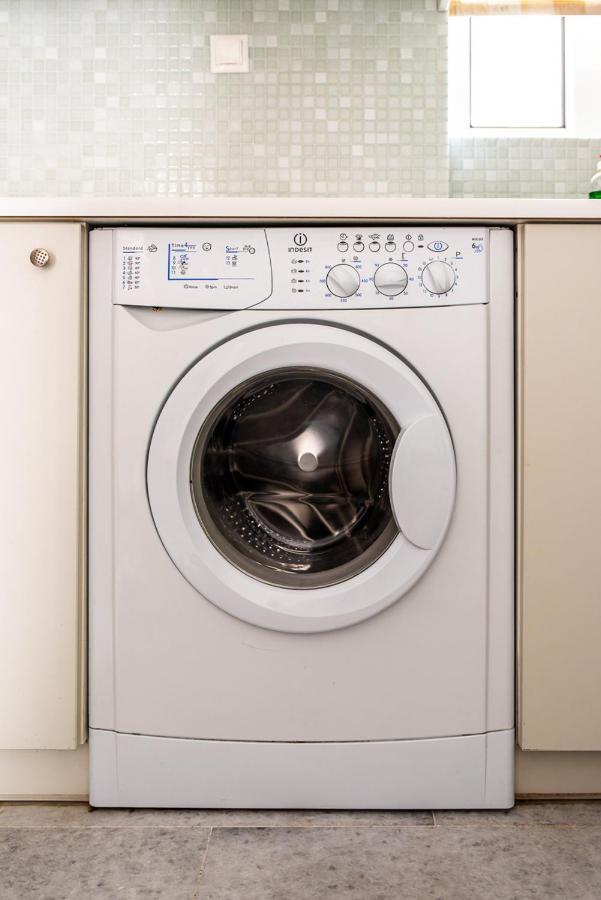 Athens Retreat 1-Bdr Apt Close To Metro Station Apartment Екстериор снимка